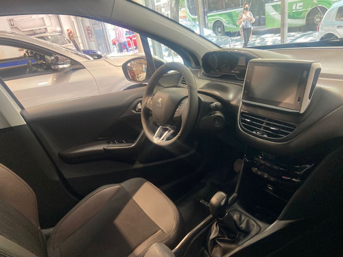 Imagen 13 de 15 de Peugeot 2008 Feline 1.6 16v