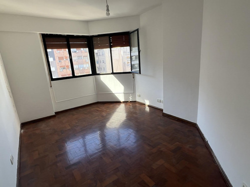 Alquiler - Depto 2 Dormitorios - Nueva Córdoba