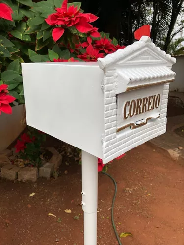 Decoração de Exterior Entrada da Casa Caixa de Correio em Santa Bárbara  D'Oeste con Mercado Envios