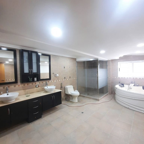 Imagen 17 de 30 de Casa En Venta Prados Del Este 6h/ 6b/ 6p