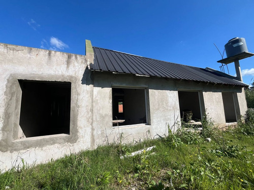 Venta Casa A Terminar 1500m Pilar Evalúa Permuta