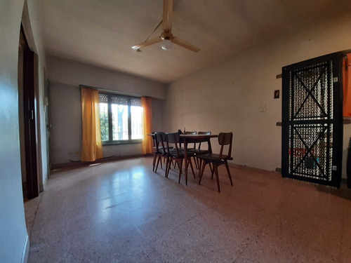 Venta Casa En San Vicente, Zona Centro
