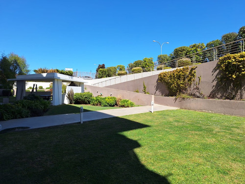 Lindo Departamento Con Jardín Privado En Reñaca