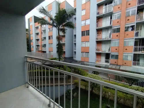 Apartamento En Arriendo Las Cometas 1092-2751