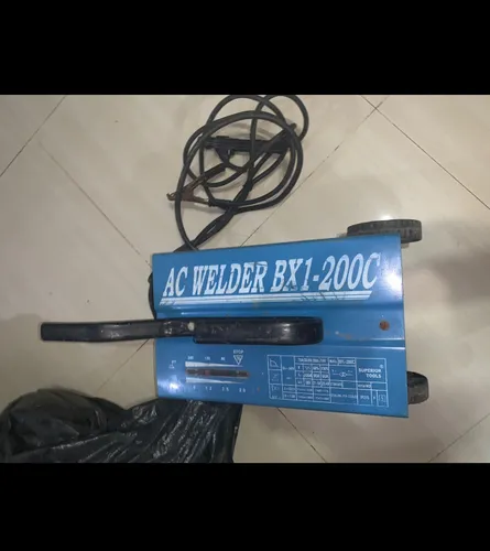 Máquina De Soldar 200 (Usado)