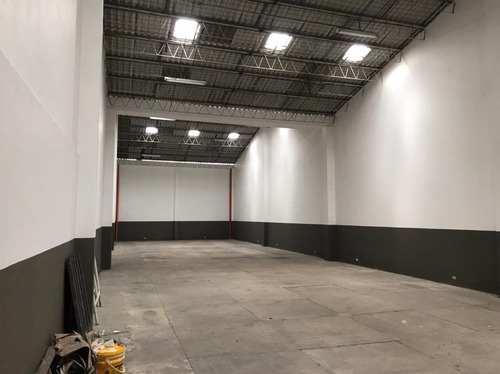 Arriendo Bodega Las Ferias Cerca Al Alkosto 385 M2