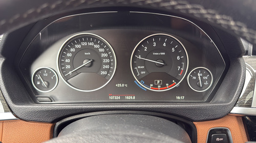 BMW Serie 3 2.0 330ia Luxury Line At