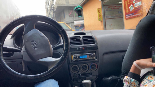 Hyundai Accent Verna Automovil