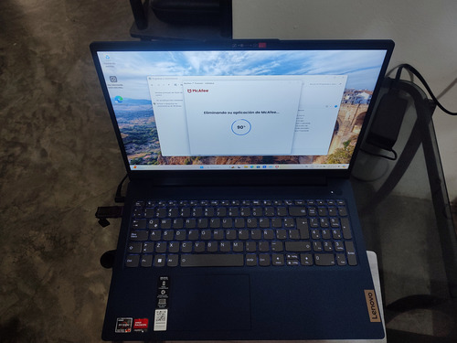 Ideapad Slim 3 15abr8, 16 Gb Ram, 1tb Ssd Color Azul