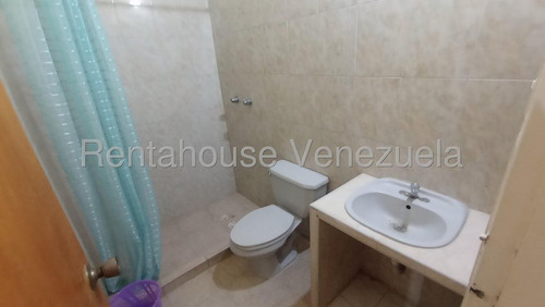 Zulay González Vende Casa En Cabudare Conjunto Los Bucares La Mora Mls 25-11232