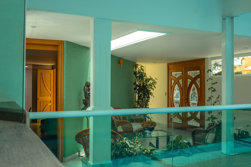 Casa Muy Amplia Con Gran Jardín Y Alberca En Tulancingo