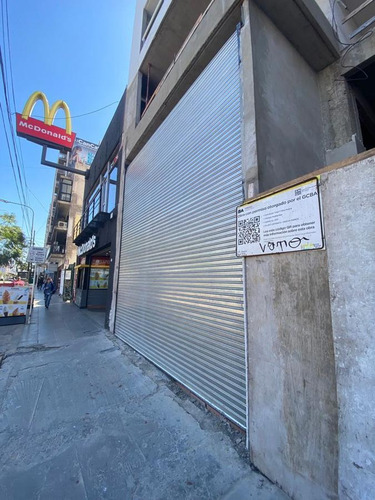 Imagen 1 de 7 de Av Cabildo Al 2500 Y Monroe 500 M2 A Estrenar Doble Altura