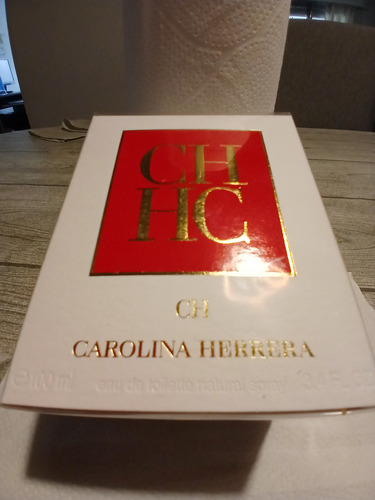 Vendo Ch. Hg Carolina Herrera 100ml Eau De Toilette Natura