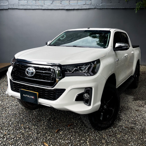 Toyota Hilux 2.4 4x4