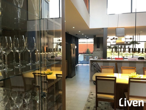 Imagem 6 de 30 de Maravilhosa Casa De 520m² Com 5 Suítes, Amplo Quintal, Área Gourmet, Piscina, 4 Vagas No Urbanova - 9400