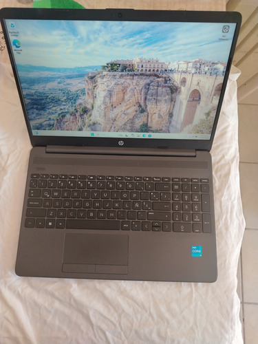 Computadora Hp 255 Core I5 16 Gb Ram (Usado)