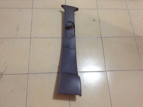 Plastico De Poste Central Izquierdo Ford Contour Mod 96-00