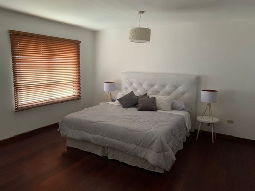 Imagen 3 de 14 de Fernando Perez Alquila Apartamento De Lujo En El Parral Res Isla Coral , Valencia Carabobo