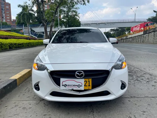 Mazda 2 Sport 1.5 Touring Mt