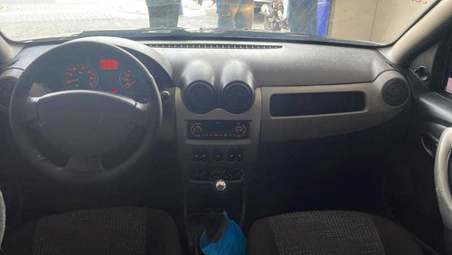 Imagem 8 de 10 de Renault Sandero 1.6 Expression 2010