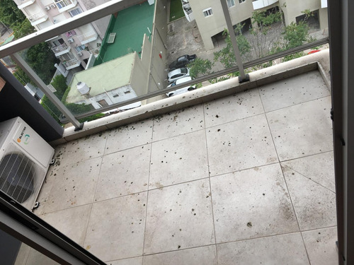 Imagen 19 de 30 de Hermoso Dpto 2 Ambientes Contrafrente Con Balcon Y Parrilla.