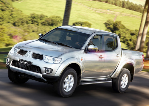 Kit X4 Bujias Mitsubishi L200 Triton Sportero 2.5 3.2 Ngk