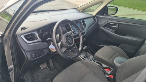 Imagen 17 de 20 de Kia Carens 2018 2.0 Ex 6abg 7pas At