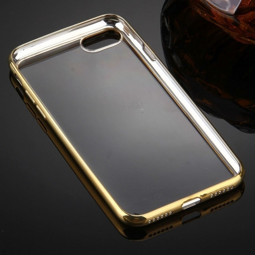 Funda Protectora De Tpu Borde Dorado Para iPhone 8 Y 7 (Usado)