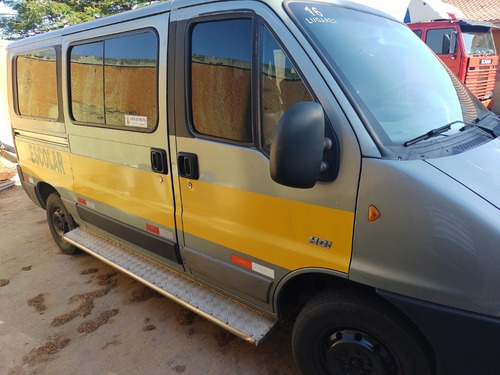 Imagem 3 de 15 de Van Peugeot Boxer M330m 23s Diesel 15+1 Lugares Ano 2011