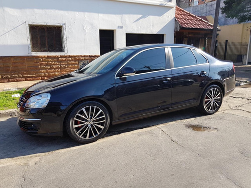 Volkswagen Vento 1.9 I Advance 2010