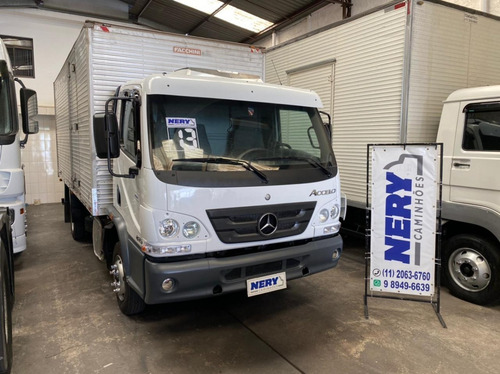 Caminhão M.benz Accelo 815 Ano 2013 Bau Un.dono