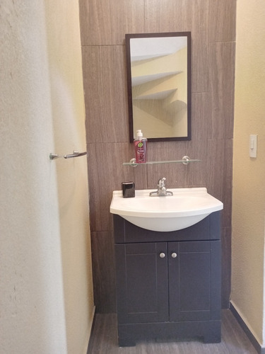 Imagen 9 de 22 de Casa En Real Toledo, Pachuca Hidalgo. 2 Plantas. En Privada, Vigilancia Las 24 Horas.