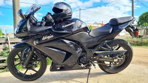Imagen 13 de 13 de Kawasaki R250
