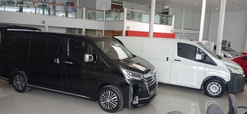 Hiace Pasajeros 2021 !! // Commuter 2.8 Tdi 6at 14a