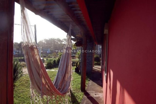 Linda Casa En Manantiales-ref:1493