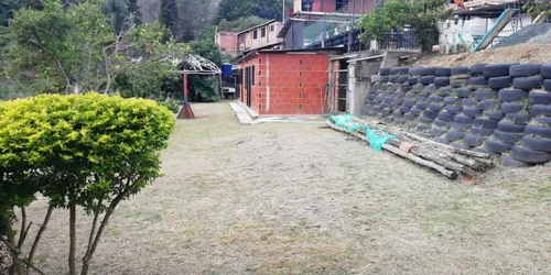 Finca Con 40 Metros A Orilla De La Via Principal Yumbo La Cumbre
