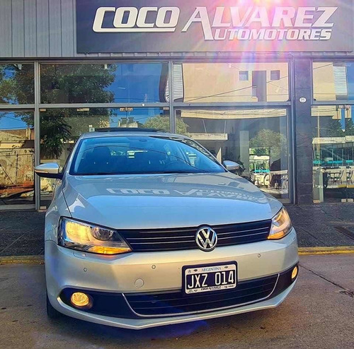 Volkswagen Vento 2.0 Sportline Tsi 200cv Dsg 2011