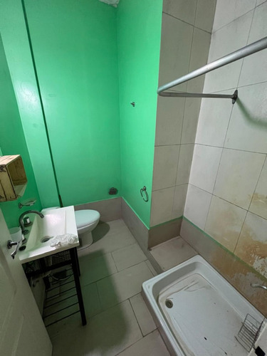 Departamento De 2 Amb, En Planta Baja La Frente En Alquiler