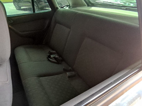 Imagem 7 de 10 de Vw/ Volkswagen Gol G. Iii 1.6 Completo 2004
