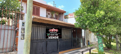 Imagen 3 de 6 de Ph En Planta Alta De 4 Amb. Con Terraza. Oportunidad