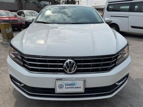 Volkswagen Passat 2.5 Tiptronic Comfortline At