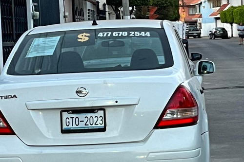 Nissan Tiida 1.8 Advance Sedan Mt