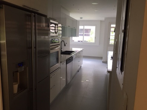 Imagen 6 de 14 de Campo Alegre Vendo Apto 258 Metros 04143256451