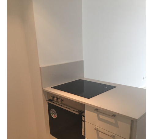 2 Ambientes Con Cochera, Balcon Con Parrilla. Full Amenities, Seguridad 24 Hs