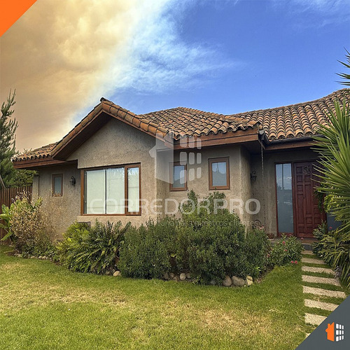 Casa Con 3d + 4b + Serv. Completo + Piscina Y Quincho