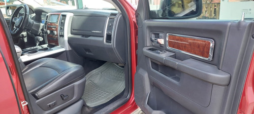 Dodge Ram 2500 5.7 Pickup Crew Cab Laramie 4x4 Mt