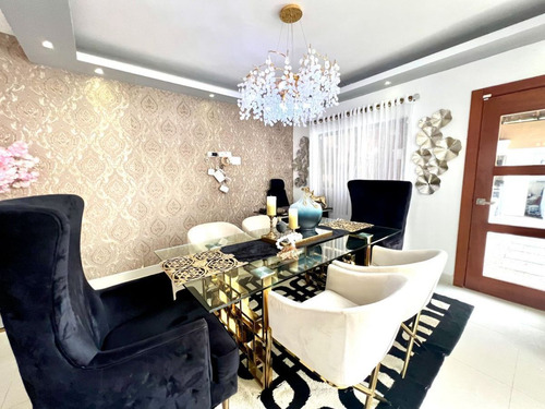 Villa En Venta Con Piscina Y Jacuzzi En San Francisco De Macoris
