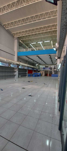 Alquiler Local - 1000m2 - Peatonal Cordoba Centro