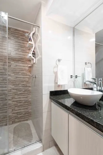 Casa En Venta En Los Cedros. Cod V7204