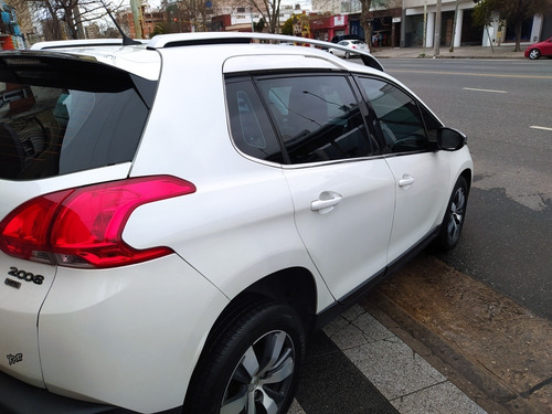 Imagen 9 de 22 de Peugeot 2008 2017 1.6 Thp Sport